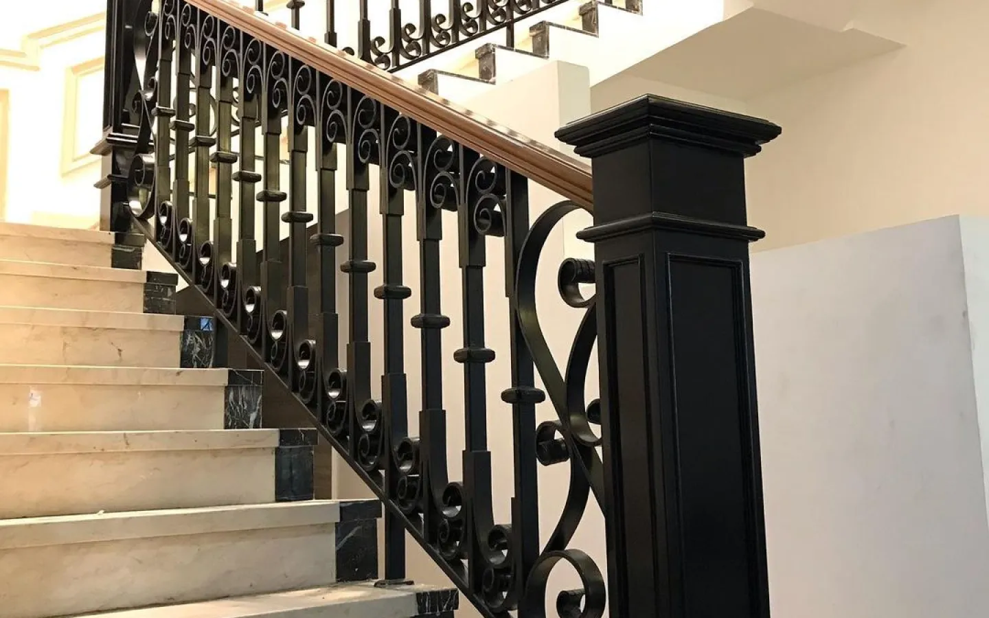 Railing besi tempa Railing Tangga  12 246245634_3041981969353615_5994271492480359246_n